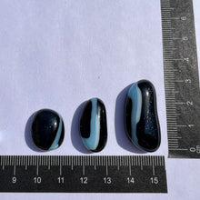 Load image into Gallery viewer, Jewellers' Glass Pebbles - Orca Pod