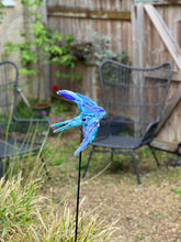 Load image into Gallery viewer, Garden Decor - Swallow
