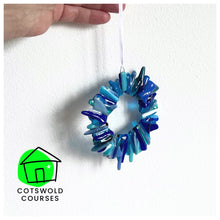 Load image into Gallery viewer, Glass Wreath ☆ Taster Workshop
